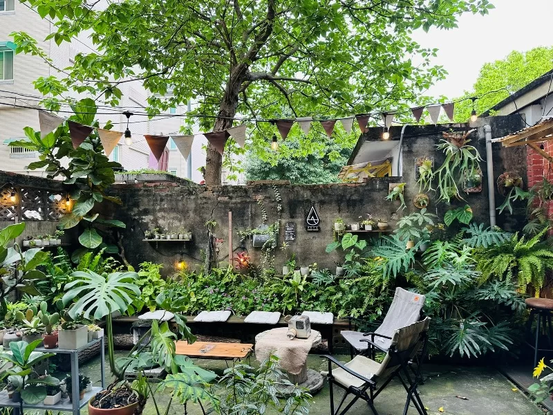 wood51505-jpeg 中壢-調香木屋Coffee馬祖新村 紅磚綠樹 氣氛好好