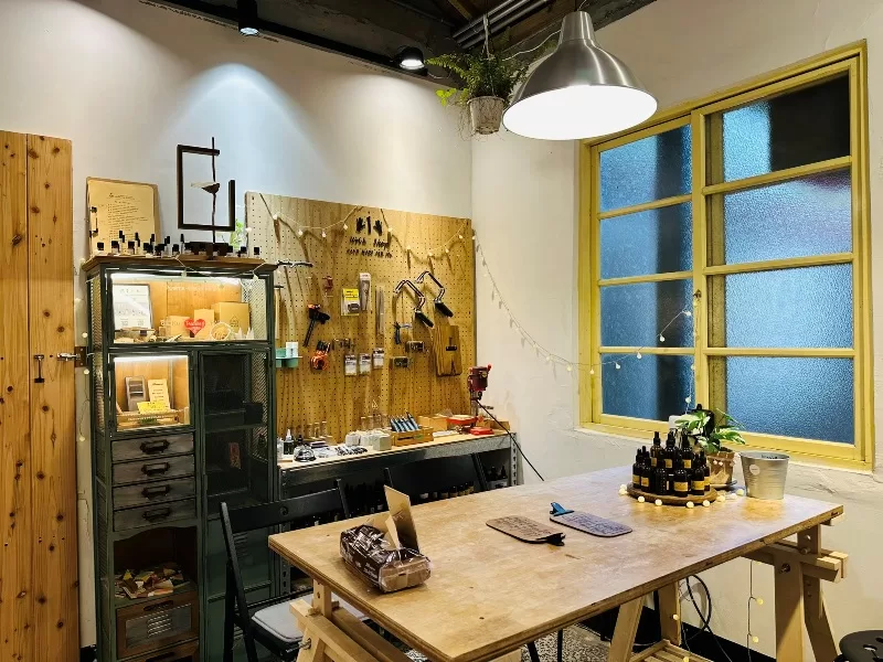 wood51516-jpeg 中壢-調香木屋Coffee馬祖新村 紅磚綠樹 氣氛好好