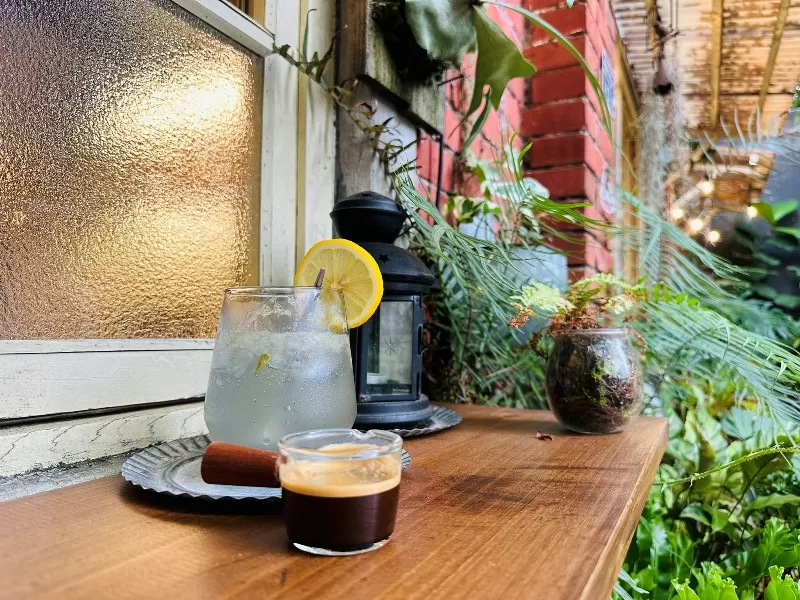 wood51521-jpeg 中壢-調香木屋Coffee馬祖新村 紅磚綠樹 氣氛好好