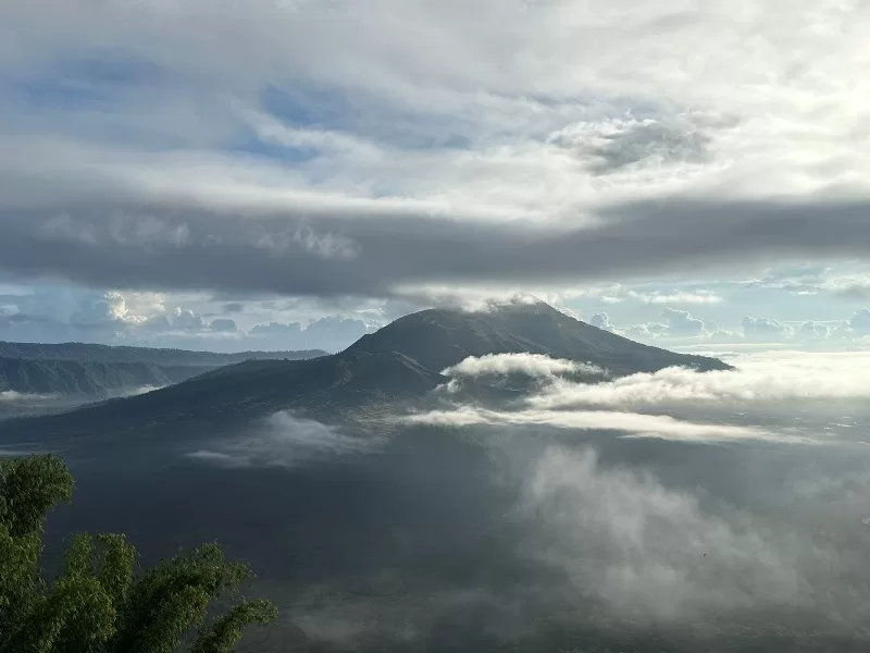 Devanora10-jpeg Bali-巴杜爾火山景觀第一排Devanora Hotel & Resto意外捕獲不擁擠賞山小店