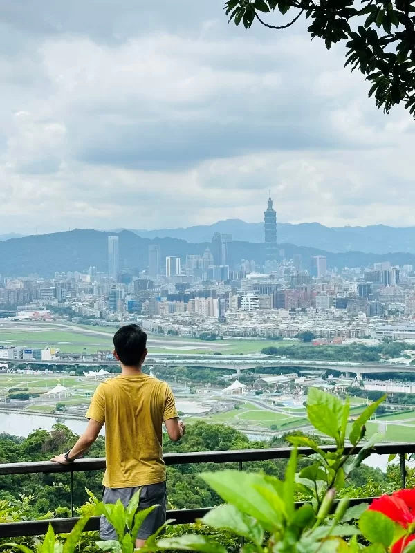 Jiantan05-jpeg 士林-劍潭山親山步道 三角點/微風平台/北眼平台/老地方觀機平台/圓山飯店