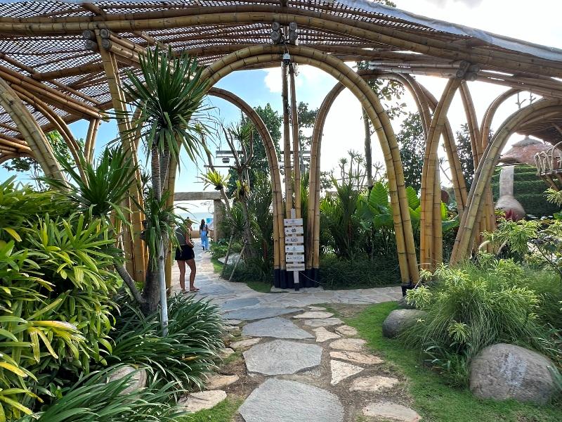 luna03 Bali-Luna Beach Club網美與她的產地 牛排披薩也太好吃