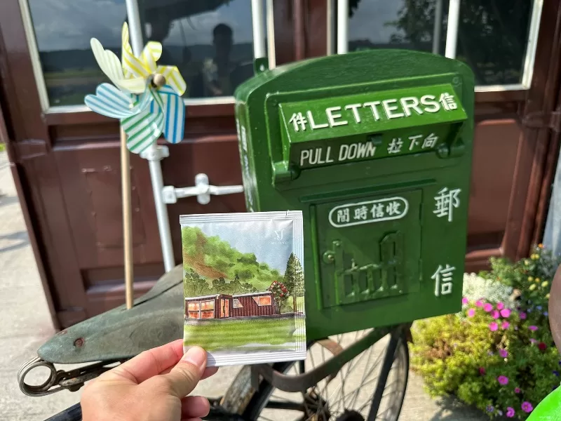 mijing16-jpeg 外埔-蜜境 藍天下的滿是稻香的金黃 忘憂谷的歇腳處