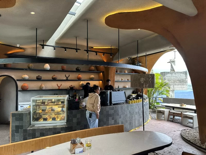 okuta02-jpeg Bali-巴杜爾火山景觀第一排Okuta可愛小店 時晴時雨的美好景色