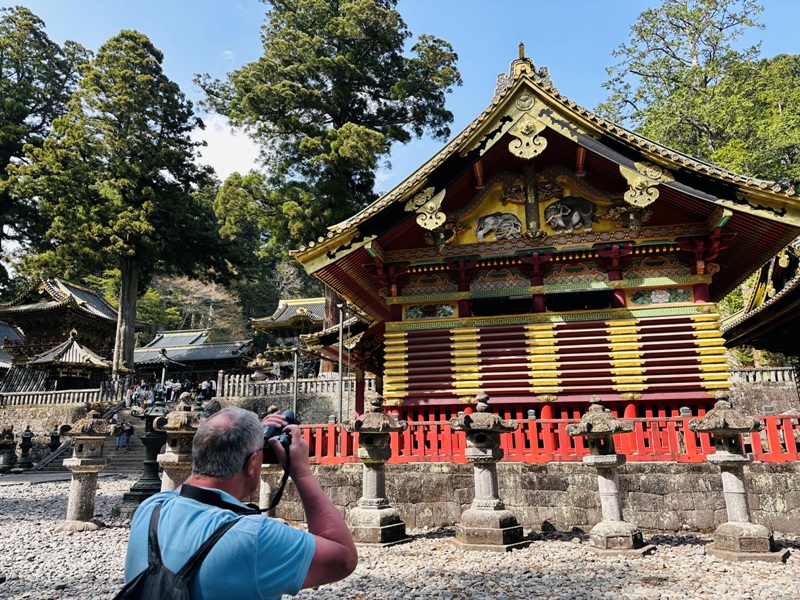 anikko260112114 Nikko-日光世界遺產遊記 by ChatGPT 華麗東照宮的猴子與貓