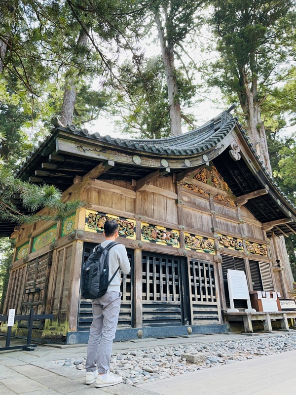 anikko2601121183 Nikko-日光世界遺產遊記 by ChatGPT 華麗東照宮的猴子與貓