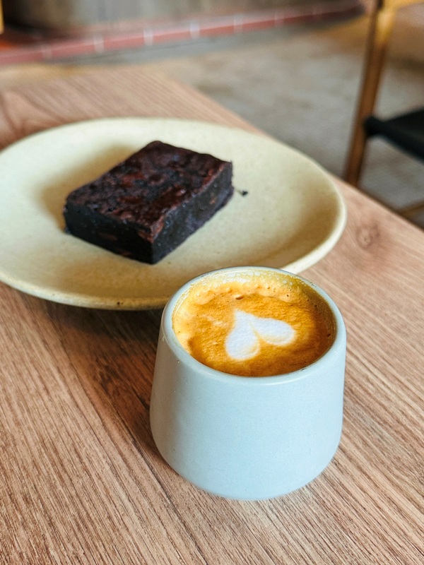 feeka120114 Kuala Lumpur-吉隆坡Feeka at The Five豔陽天午茶甜點