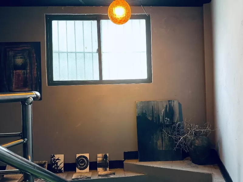 huangxuu-jpeg 萬華-荒墟咖啡烘焙所 清涼靜謐自在的小空間