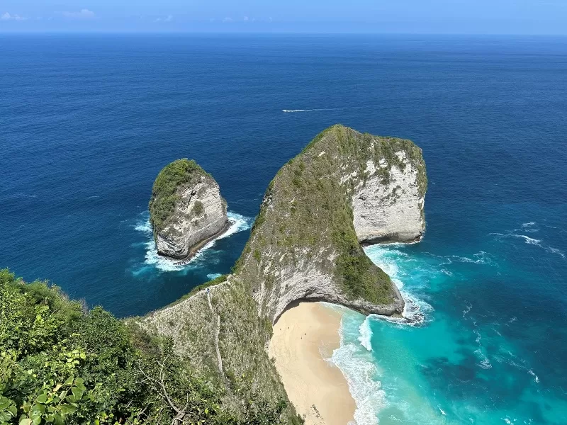 Bali-Penida Island佩尼達島快閃 海天一色的美景賞到飽