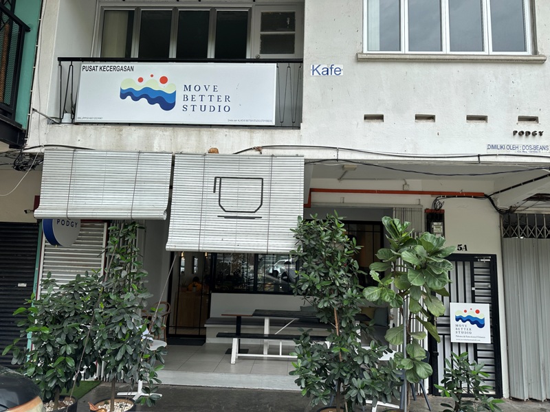 podgy070102 Kuala Lumpur-傳統社區內的咖啡香PODGY Kurau 班蘭蛋糕真搭