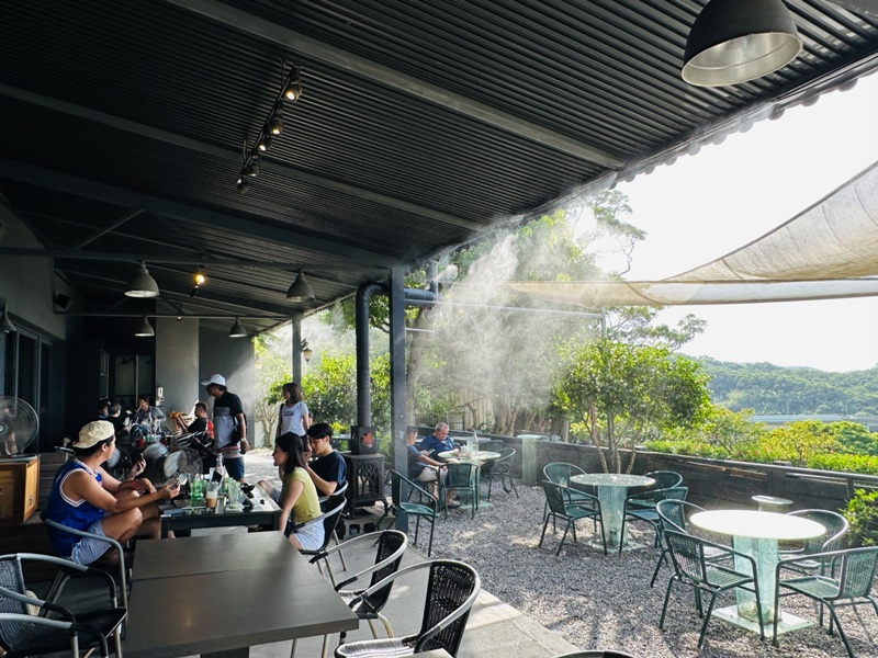 garage6404 八里-Garage Cafe觀音山腰 賞台北港