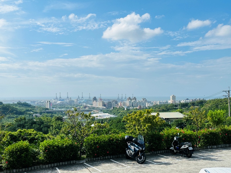 garage6406 八里-Garage Cafe觀音山腰 賞台北港