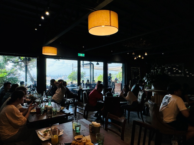 garage6415 八里-Garage Cafe觀音山腰 賞台北港