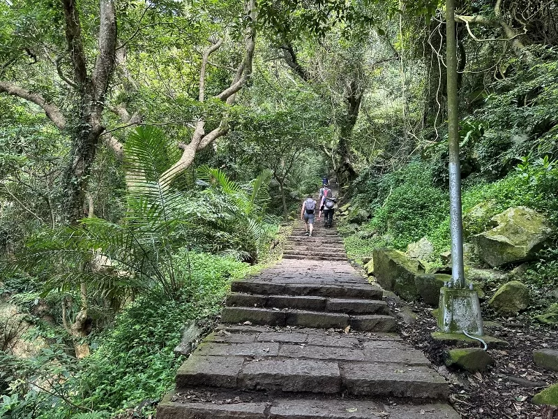 guanyinshan0105-jpeg 八里-觀音山 快速安全的夏日健行 硬漢嶺見山海景色