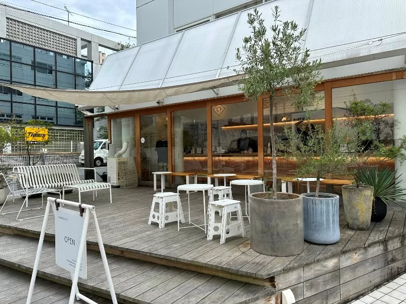 kitasando04-jpeg Yoyogi-明治神宮北參道巷內Kitasando Coffee 純白的經典藏著好咖啡