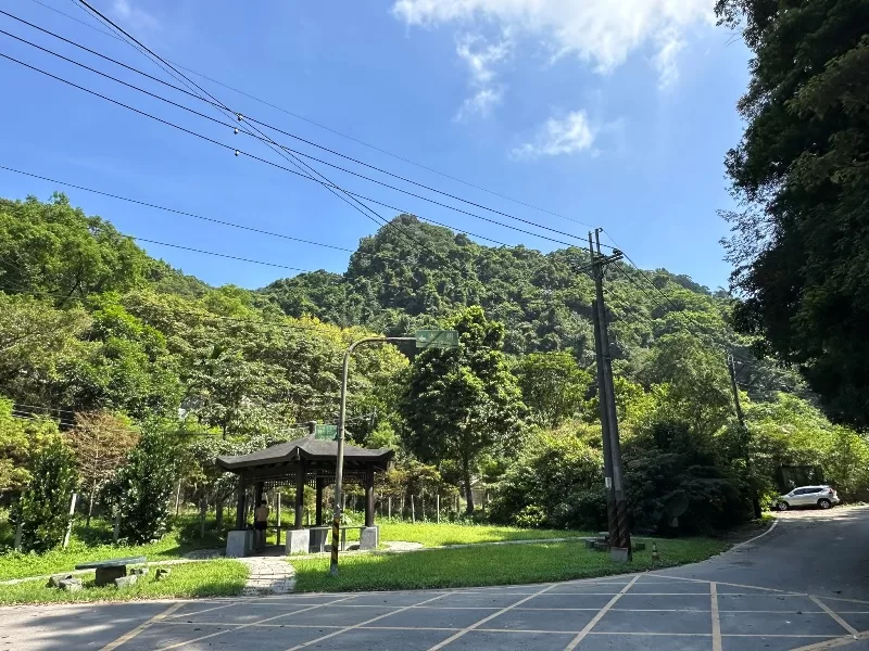 mterger00101-jpeg 石碇-二格山 輕鬆快速宜人郊山 賞101與翡翠水庫