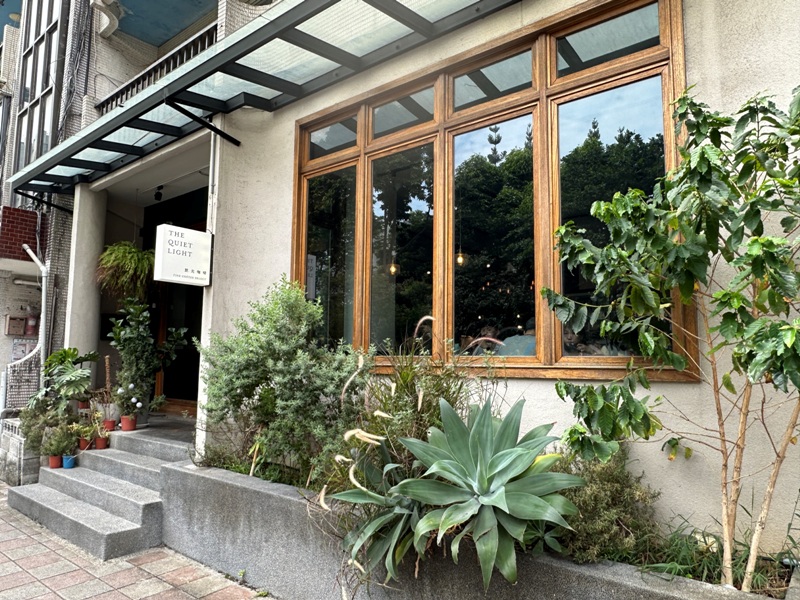 quietlight03 松山-默光咖啡 歐風咖啡館愜意早午餐