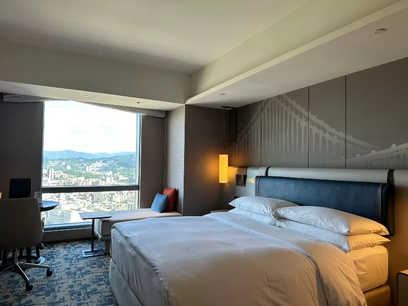 shibanhilton05-jpeg 板橋-新板希爾頓 入秋前的網美泳池體驗