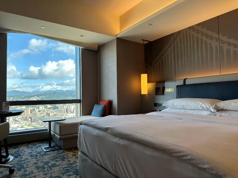 shibanhilton08-jpeg 板橋-新板希爾頓 入秋前的網美泳池體驗