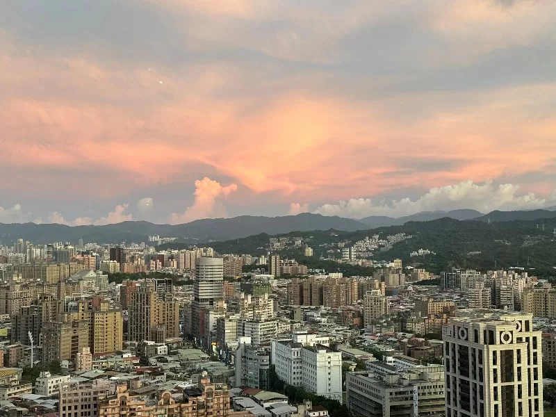 shibanhilton10-jpeg 板橋-新板希爾頓 入秋前的網美泳池體驗