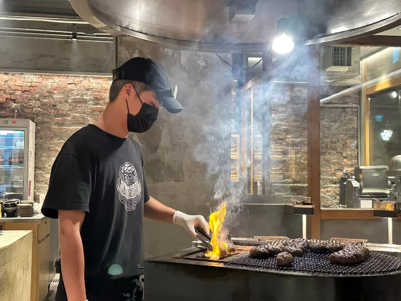 fujintreeshopp0106-jpeg 中正-挽肉と米 炭烤漢堡排 多汁好彈口