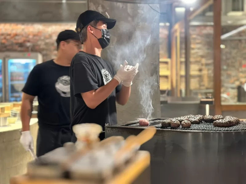 fujintreeshopp0107-jpeg 中正-挽肉と米 炭烤漢堡排 多汁好彈口