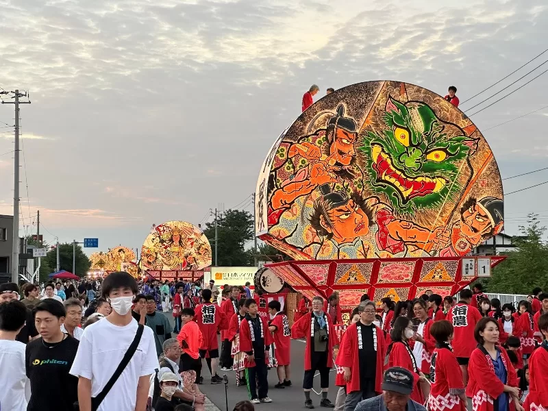 hirakawa04-jpeg Hirakawa-青森睡魔祭之一 平川(弘前)扇形睡魔 熱鬧夜慶典 小鎮狂歡日