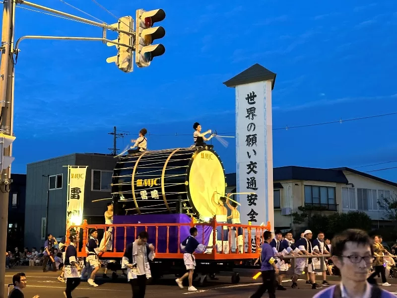 hirakawa06-jpeg Hirakawa-青森睡魔祭之一 平川(弘前)扇形睡魔 熱鬧夜慶典 小鎮狂歡日