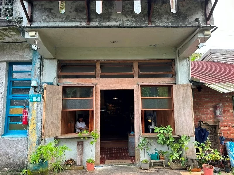 平溪-羊水咖啡 微笑嶺腳車站新亮點 用杯咖啡終結疲勞