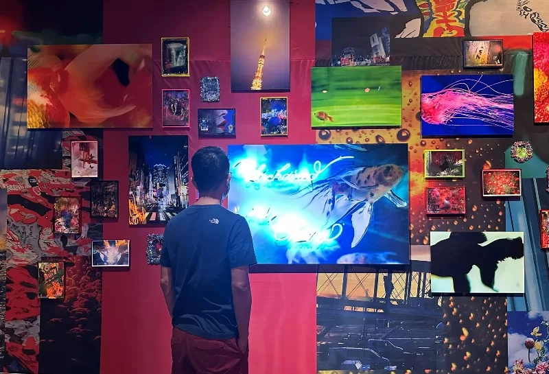 hirosaki11-jpeg Hirosaki-弘前れんが倉庫美術館 奈良美智白色大狗與蜷川實花