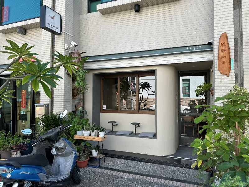 luchaicafe03 安平-鹿柴咖啡 滿滿長頸鹿的擺設 安平港邊可愛小店