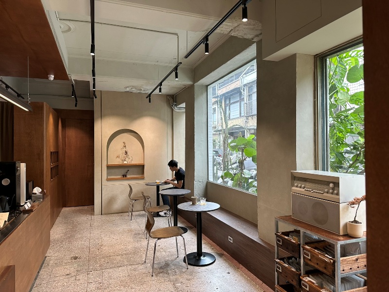 nochance3 中山-鬧蟬咖啡 木質調優雅舒適