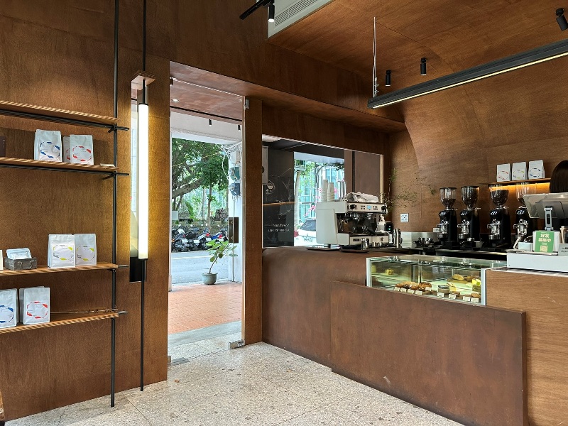 nochance5 中山-鬧蟬咖啡 木質調優雅舒適