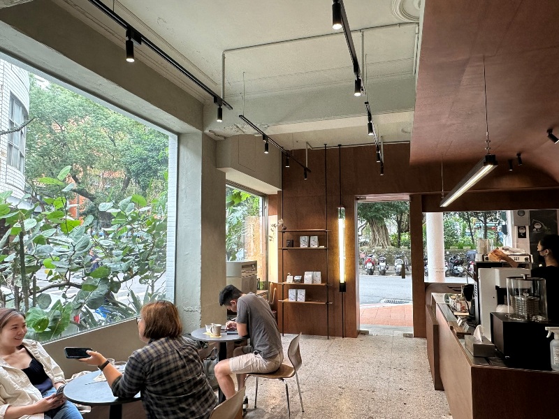 nochance6 中山-鬧蟬咖啡 木質調優雅舒適