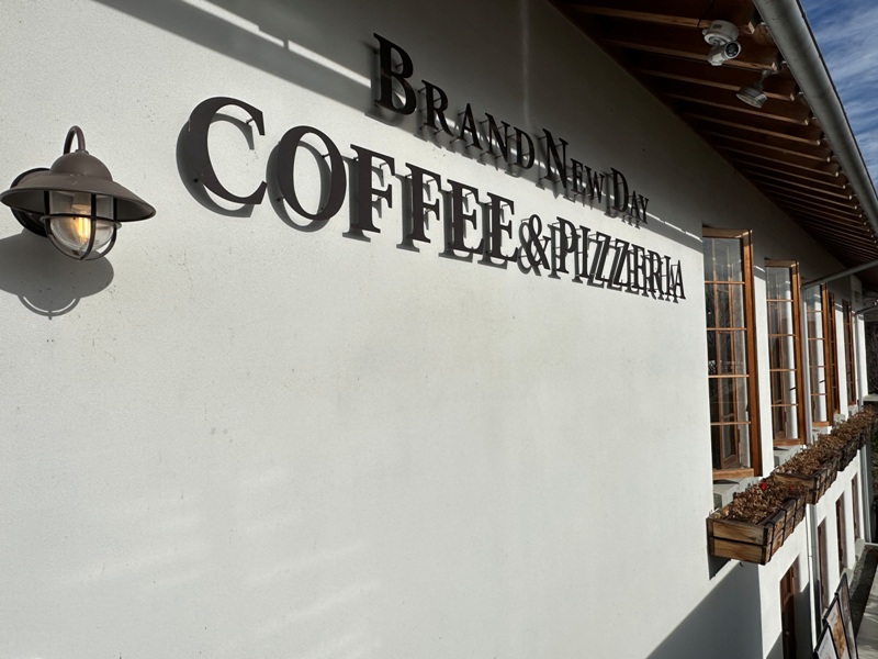 Kawaguchiko-大石公園旁 Brand New Day賞湖賞山喝咖啡