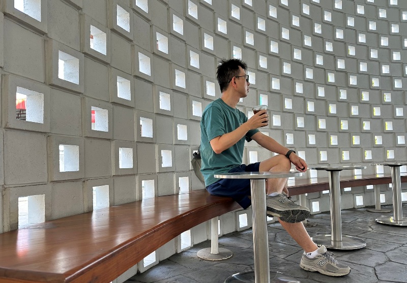 alga5 Chiang Mai-Alga Cafe純白簡約 清爽的一杯咖啡