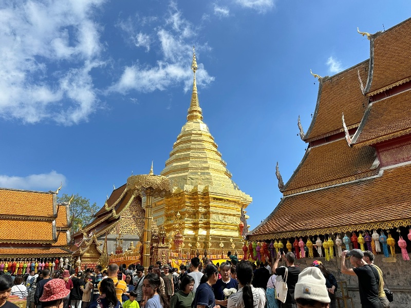 atwodragons13 Chiang Mai-清邁名勝雙龍寺 金色佛塔開闊城景