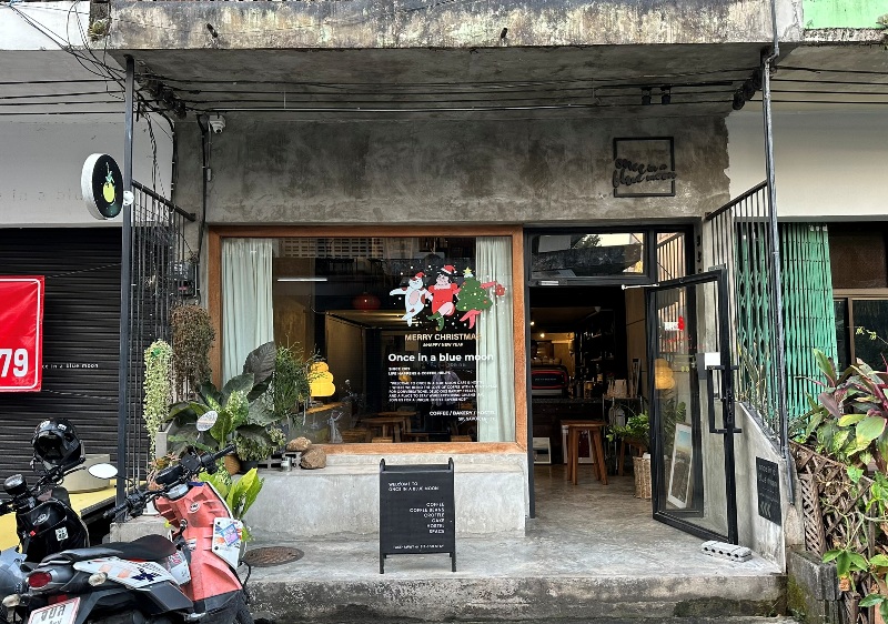 bluemoon01 Chiang Mai-Once in a Blue Moon Cafe小巷間的一期一會 也是Hostel