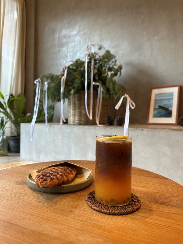 bluemoon10 Chiang Mai-Once in a Blue Moon Cafe小巷間的一期一會 也是Hostel