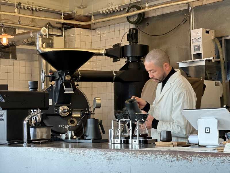 leavescoffee14 Sumida-Leaves Coffee Roasters拳擊手轉型咖啡師 石井先生的修鍊