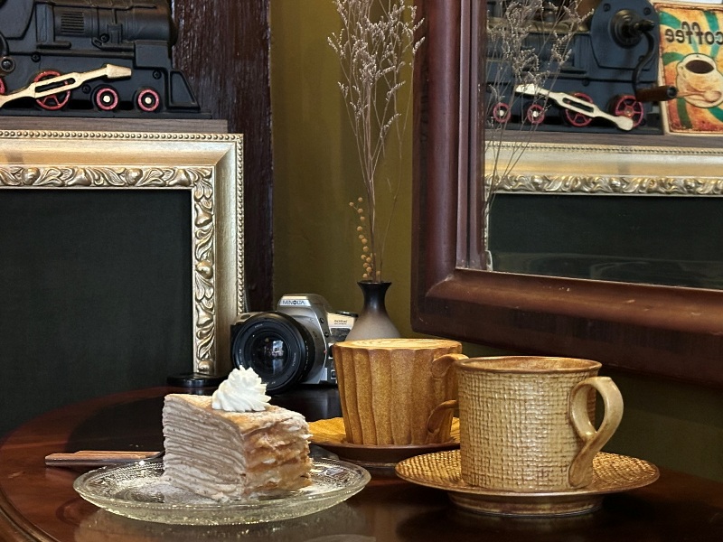 aroundtheblock0110 中正-隅咖啡 老派理髮廳變身溫馨懷舊咖啡館