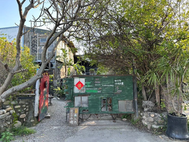 13011101 南屯-十三咖啡 春日傍晚好乘涼