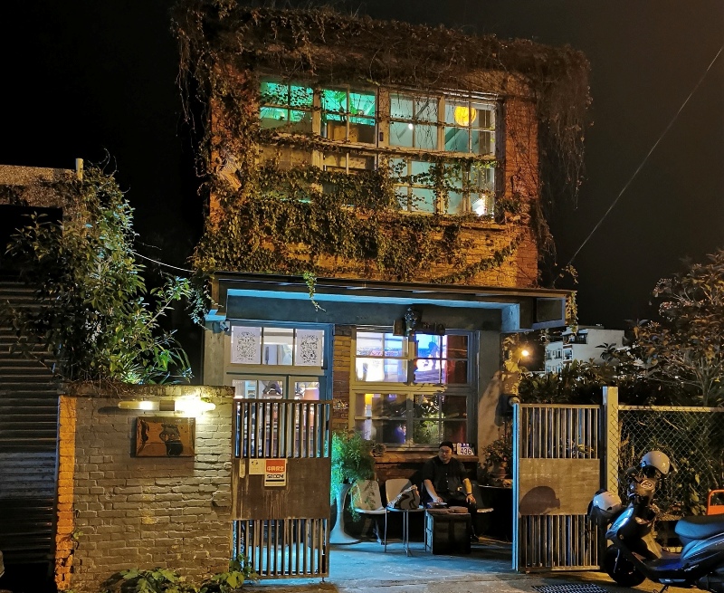 decryptionroom01 花蓮-島東譯電所 怪奇特色酒吧