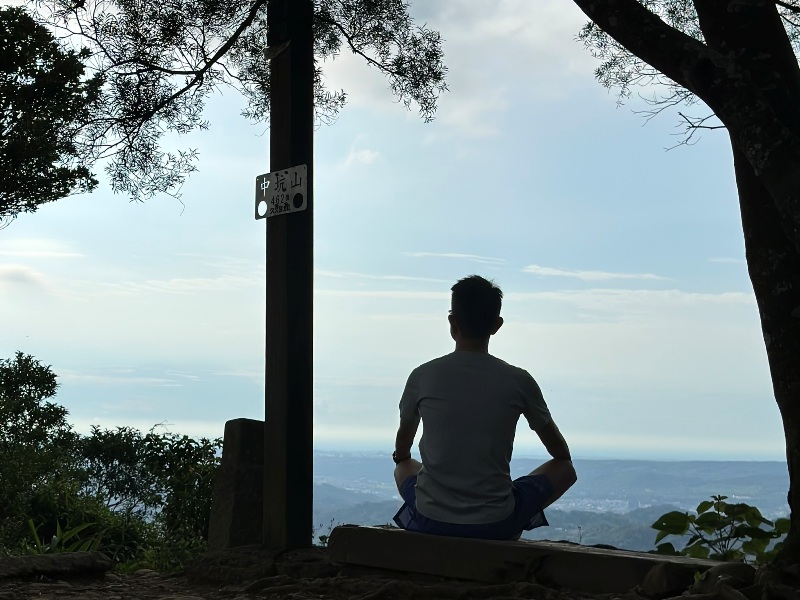 feifong18 芎林-飛鳳山輕鬆走 夏日午後上山躲豔陽賞落日