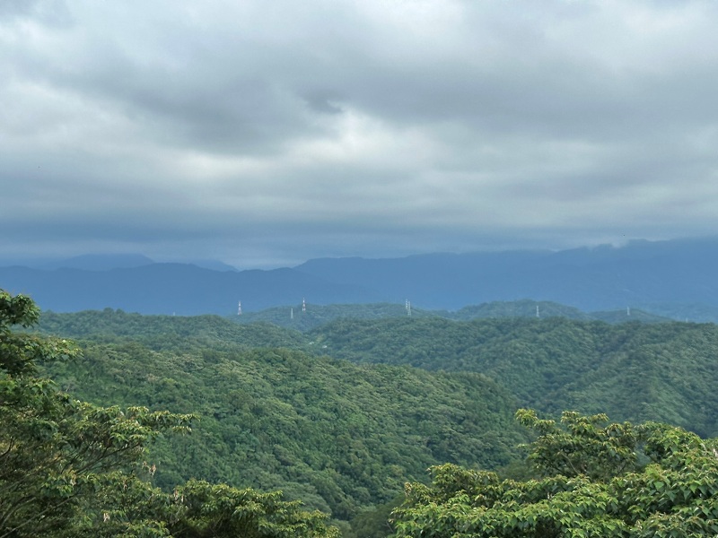 feifong19 芎林-飛鳳山輕鬆走 夏日午後上山躲豔陽賞落日
