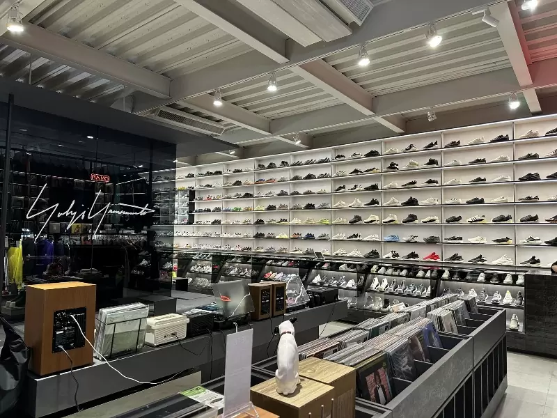 heverhaus08 北屯-Reverhaus by Lab.003/Vinyl Cafe 潮店角落咖啡香