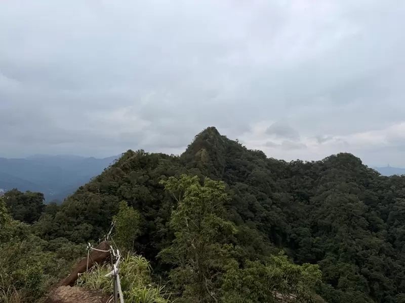 huangdidien13 石碇-皇帝殿 北部三大岩場 20年後再訪