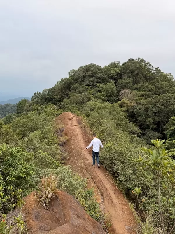 huangdidien40 石碇-皇帝殿 北部三大岩場 20年後再訪