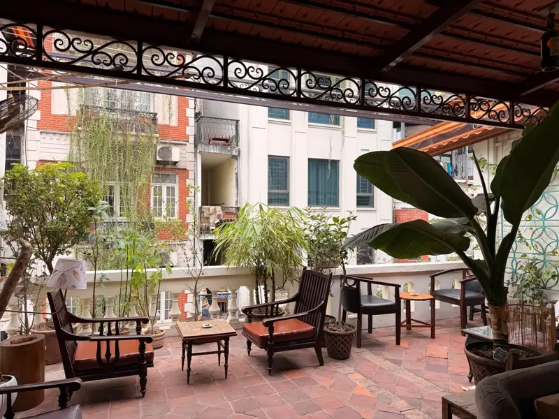 bighug10 Hanoi-河內老街的午後擁抱Neighbors Big Hug