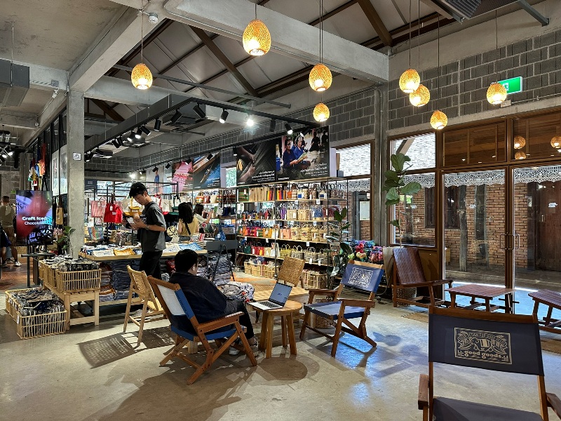 jjmarket0111 Chiang Mai-Jing Jai Market周末熱鬧平日清幽 清邁文青市集